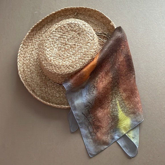 Silk Remoy d’Urville scarf 21 inches square. Has the word Paris under the name. - Picture 1 of 7